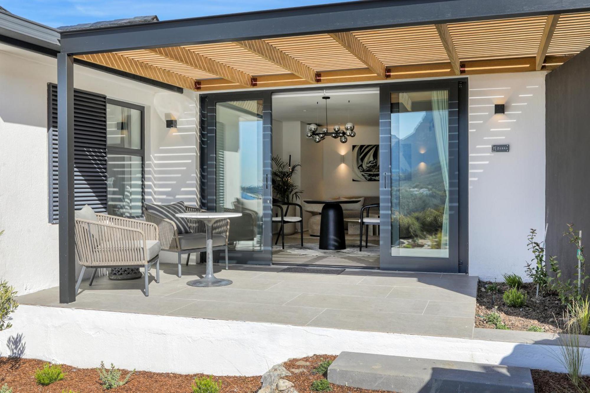 Gasthuis Lion View Private Luxury Retreat 5*