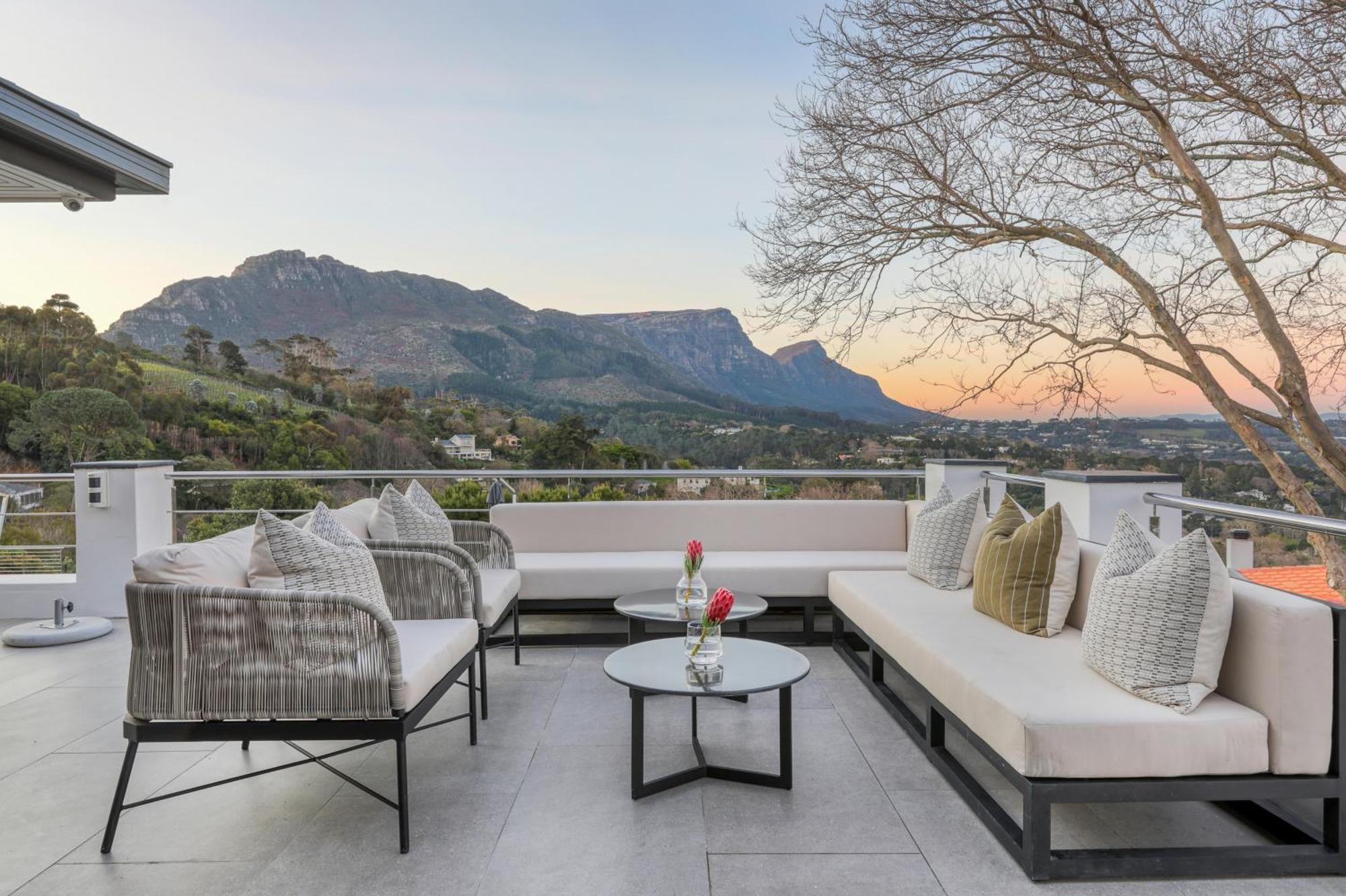 Gasthuis Lion View Private Luxury Retreat